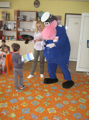 Inspector Hitami in nursery school "Alen Mak"